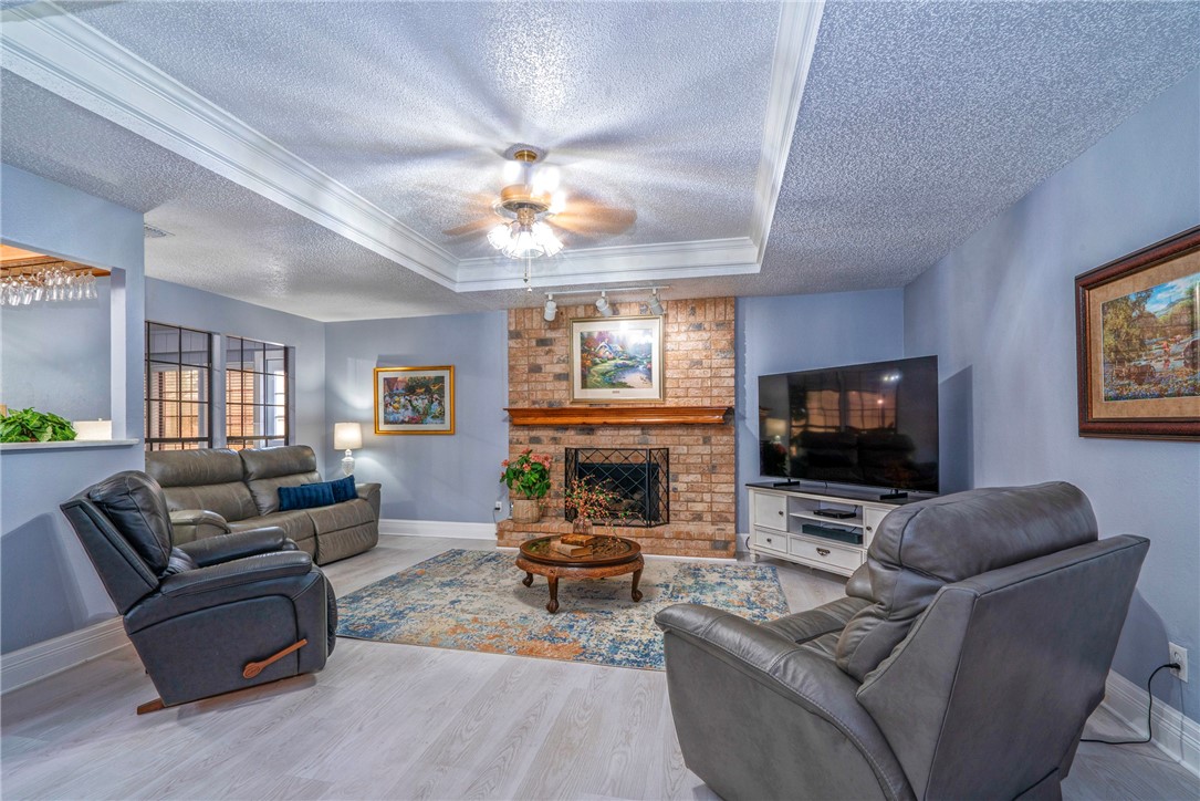14601 Spaulding Dr Property Photo 8