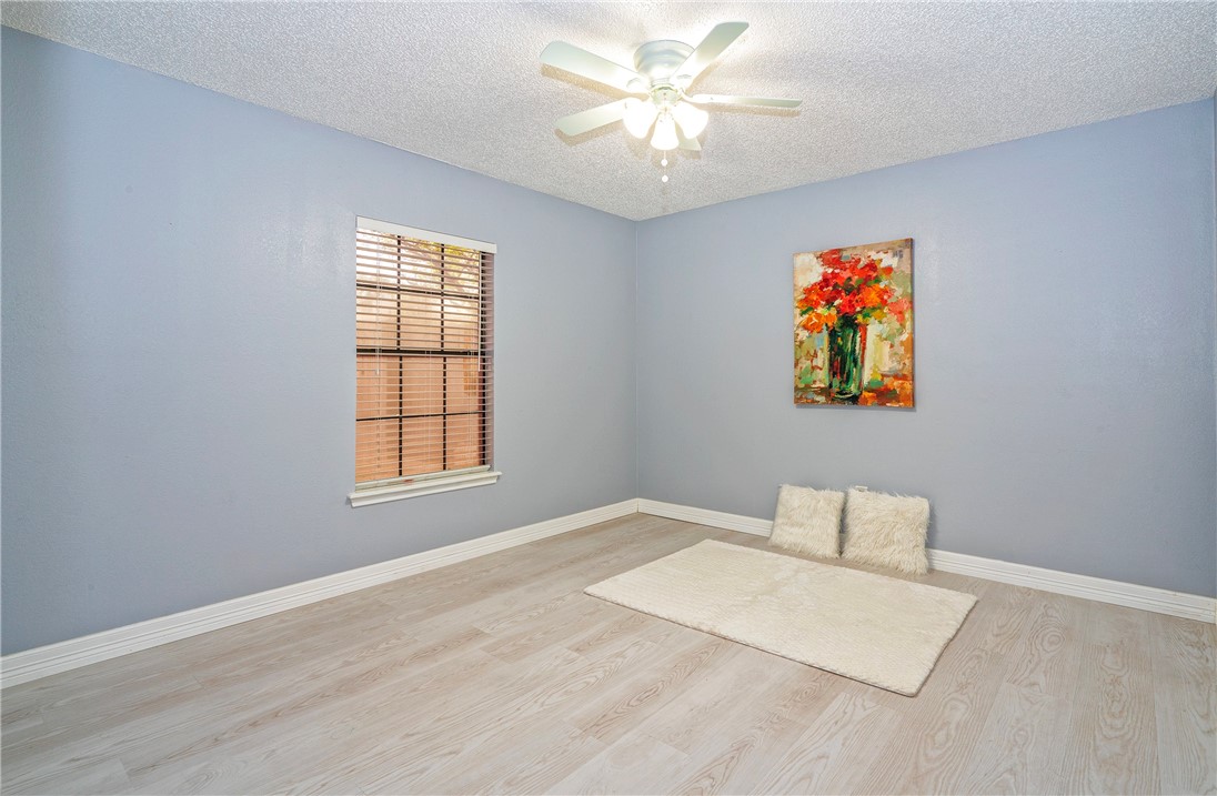 14601 Spaulding Dr Property Photo 18
