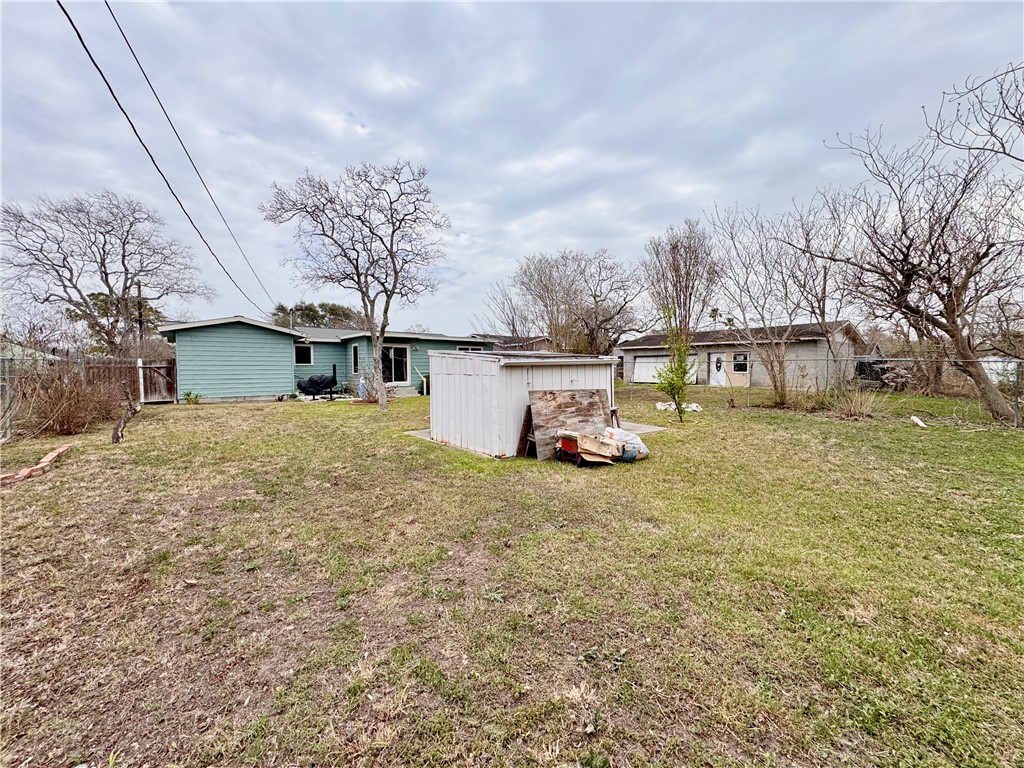 3905 Harris Dr Property Photo 29