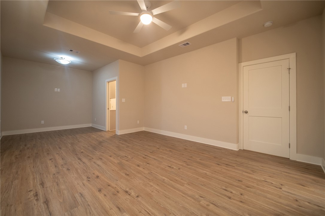 5619 Lexington Property Photo 13