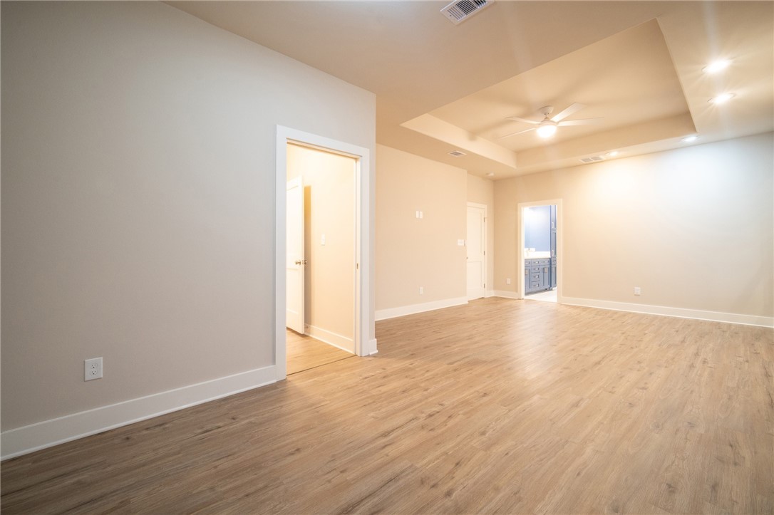 5619 Lexington Property Photo 14