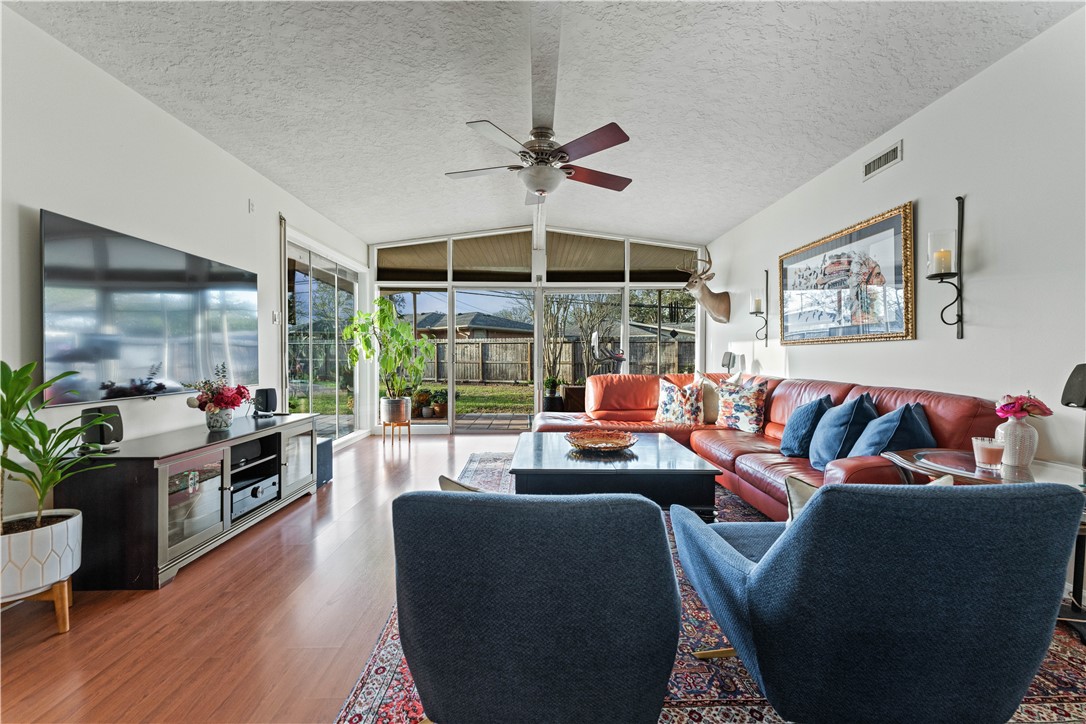 4106 Pompano Pl Property Photo 14