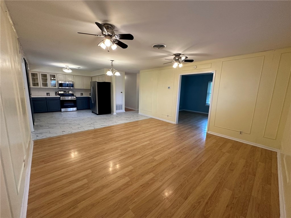 103 Blanco Dr Property Photo 7