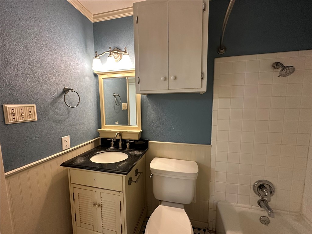103 Blanco Dr Property Photo 32