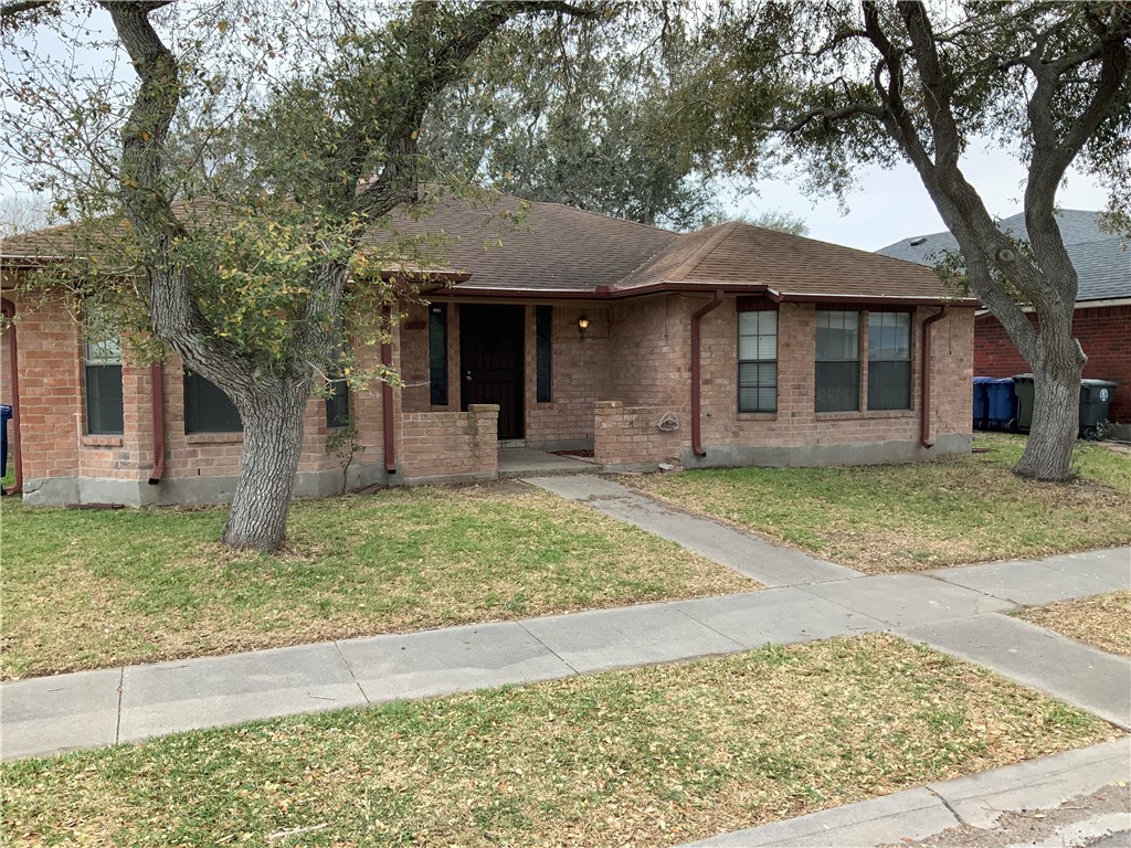 3009 Hilldale Dr Property Photo