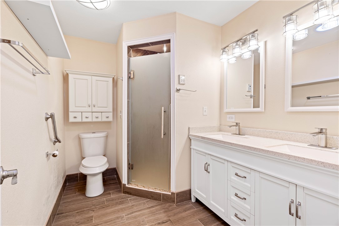 2051 Fm 1069 N Property Photo 21