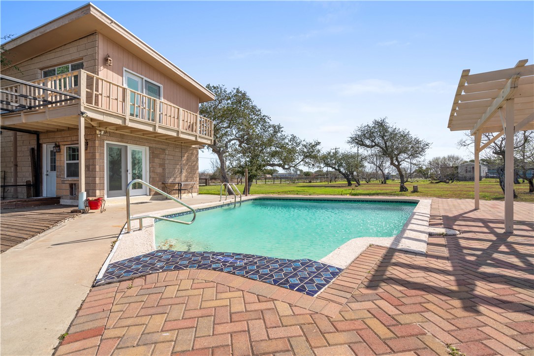 2051 Fm 1069 N Property Photo 25