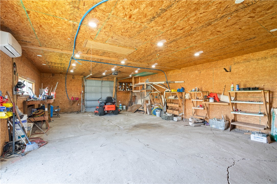2051 Fm 1069 N Property Photo 27