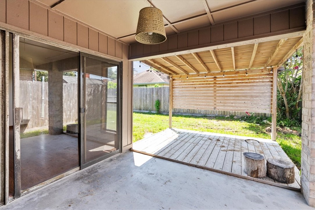 6813 Iroquois Dr Property Photo 32