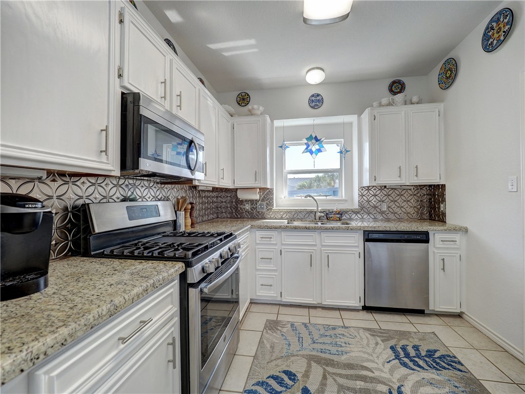 15341 Isabella Ct Property Photo 17