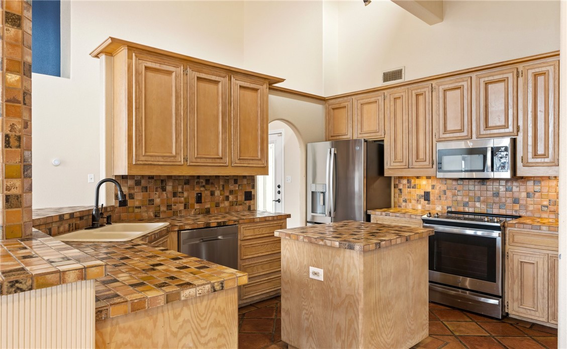 13534 King Phillip Ct Property Photo 7