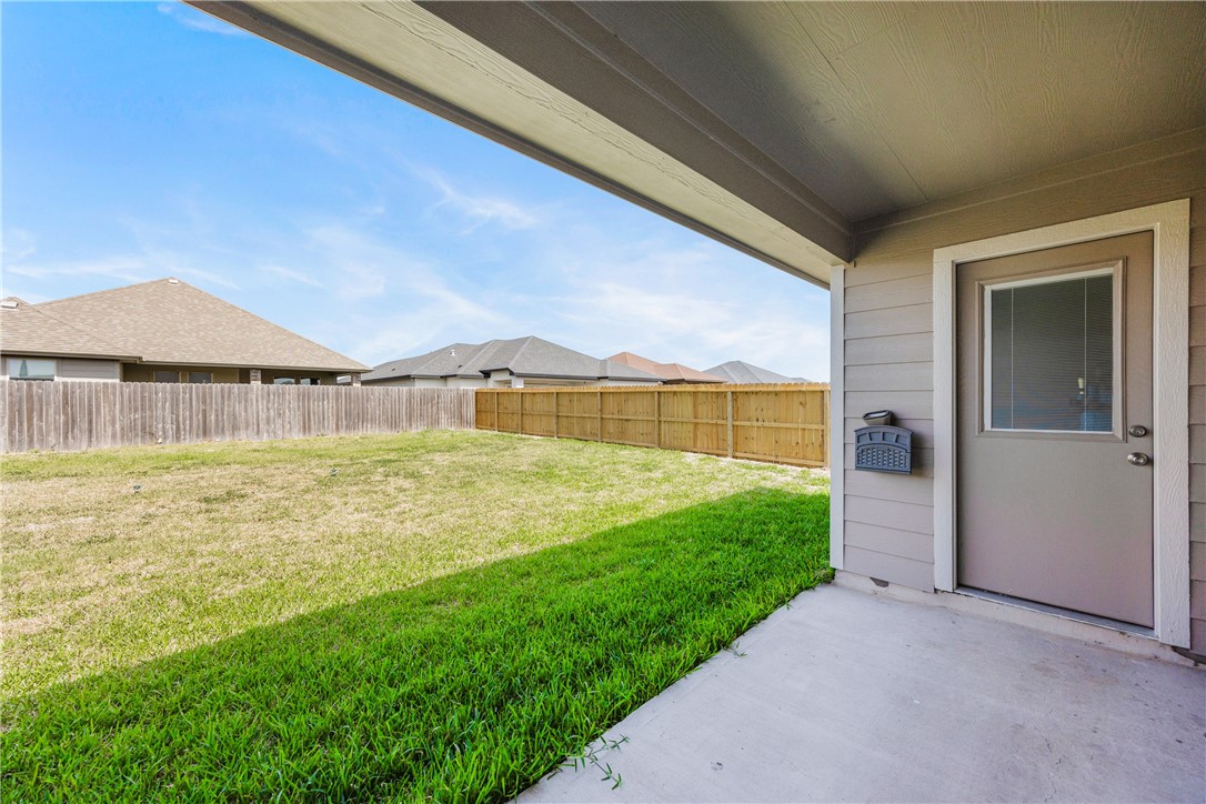 7730 Spiderman Dr Property Photo 36