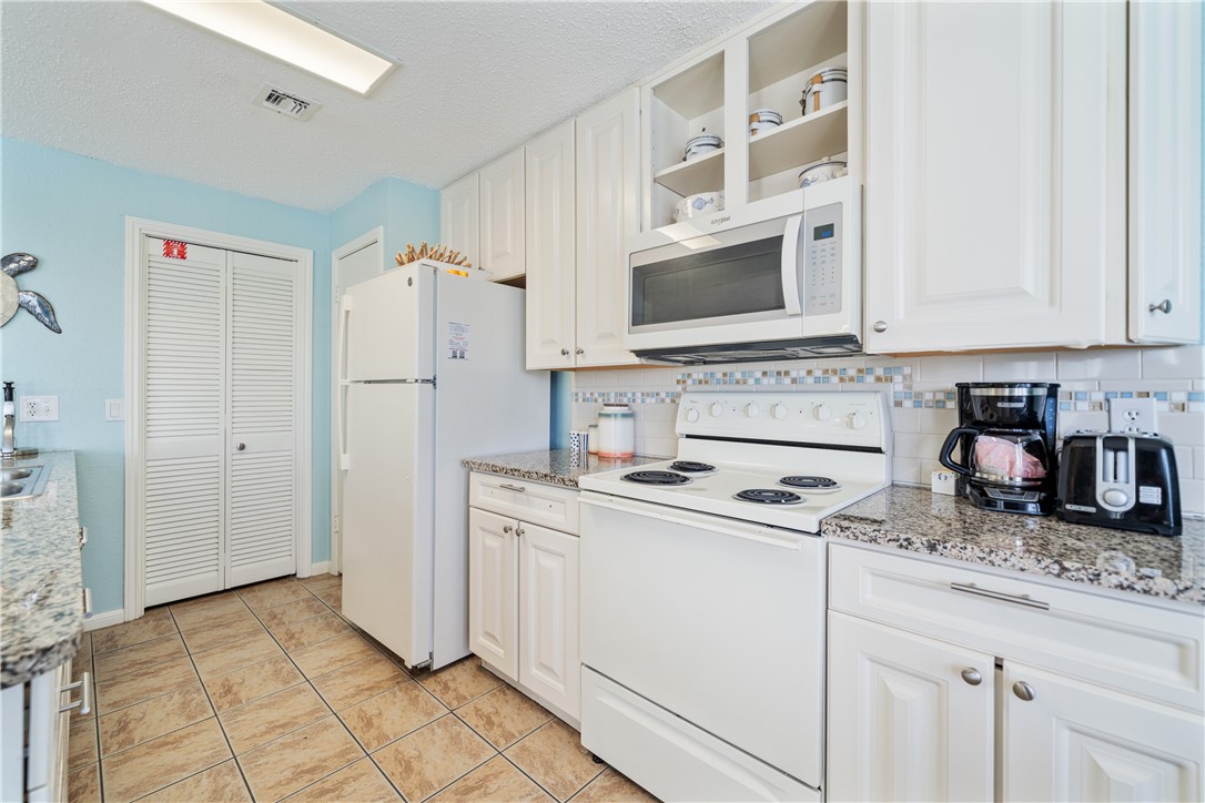 6317 State Highway 361 3312 Property Photo 9