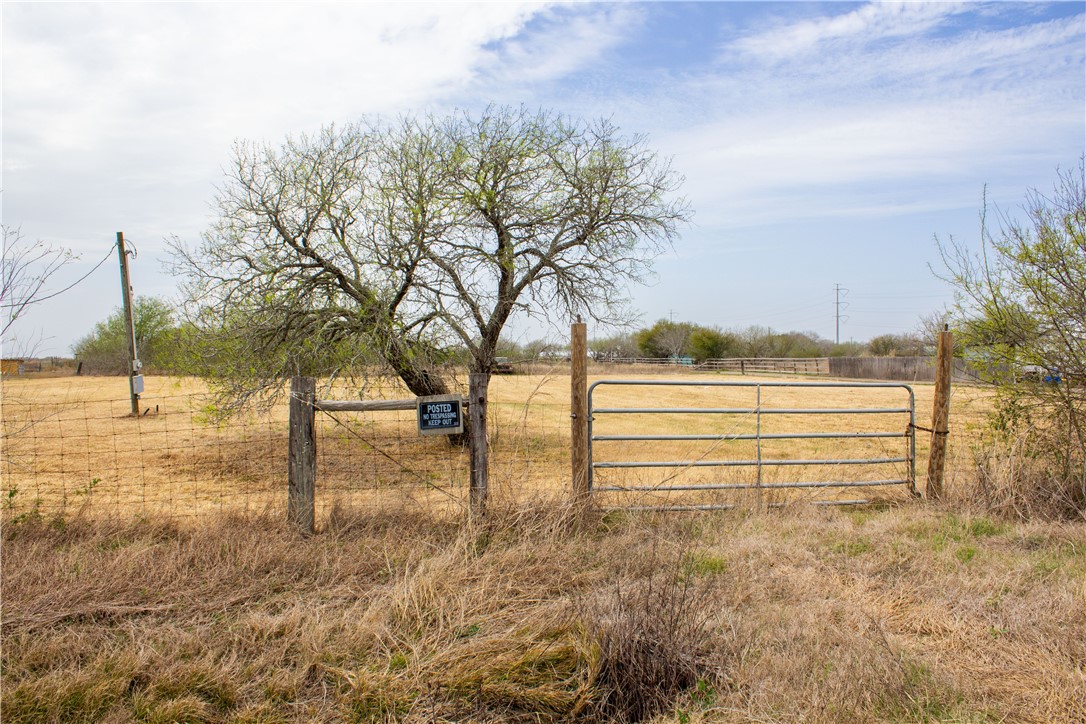 9417 County Road 2015 Property Photo