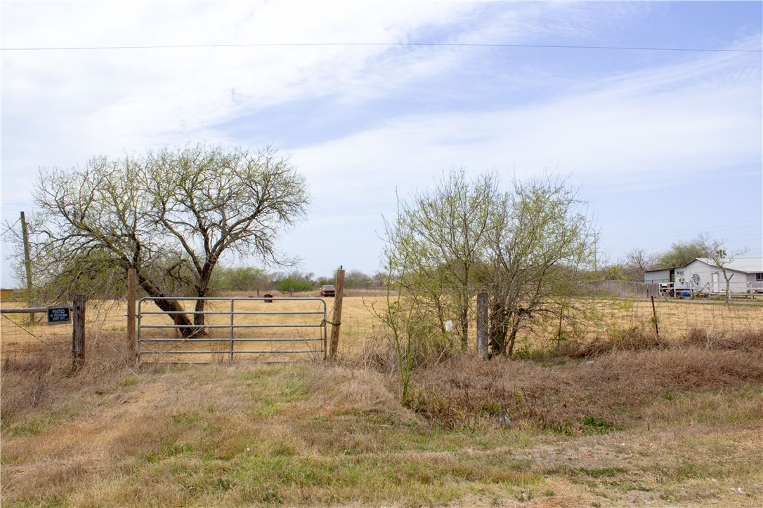 9417 County Road 2015 Property Photo 5