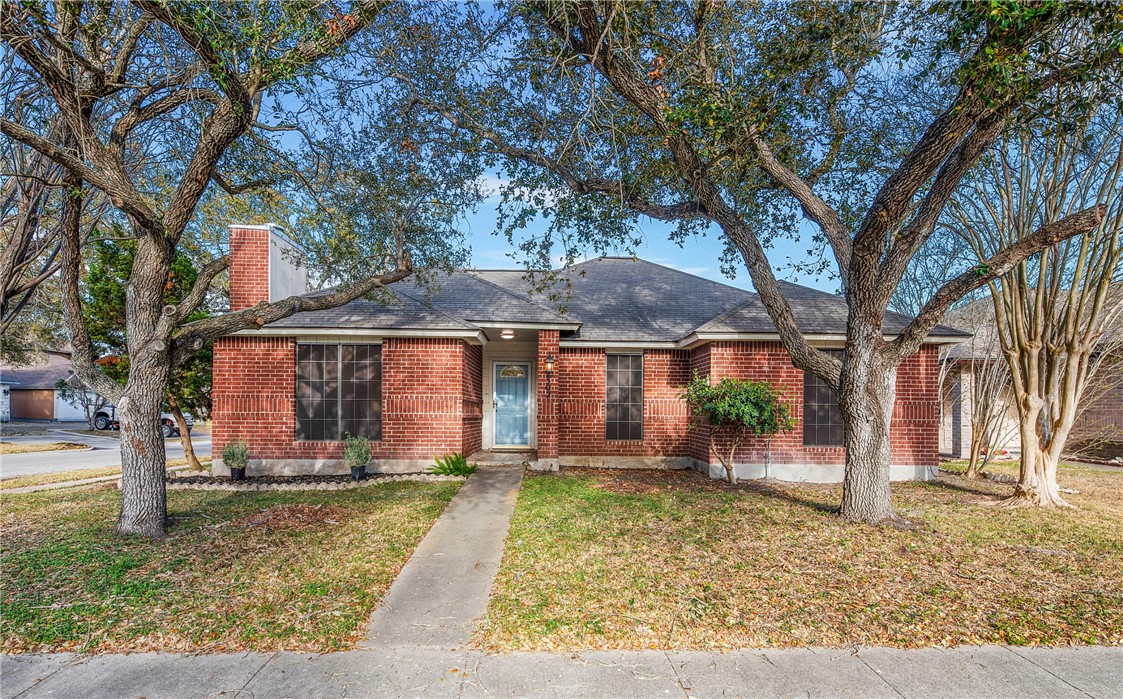 7302 Winding Star Dr Property Photo 2