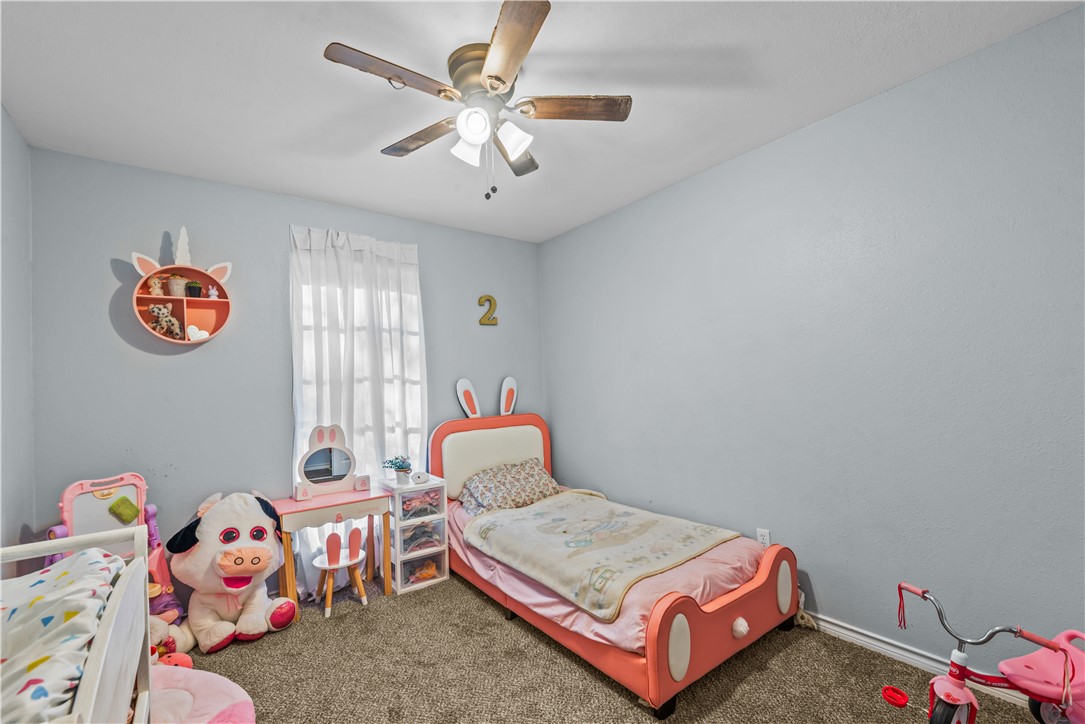 7302 Winding Star Dr Property Photo 9