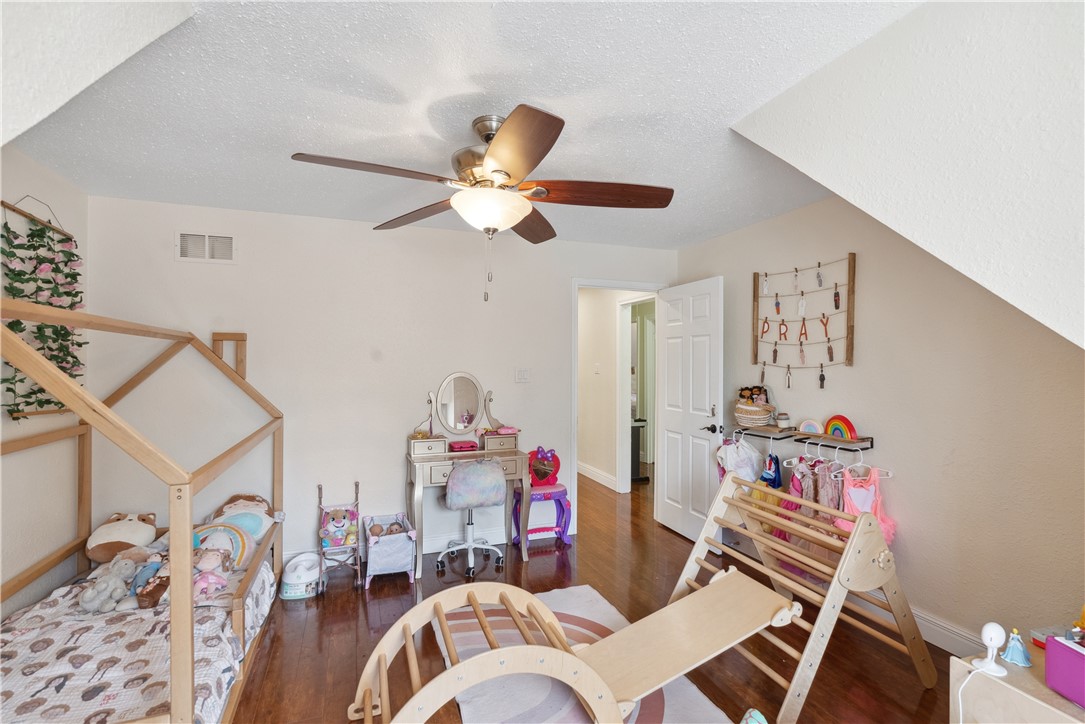 5313 Greenbriar Dr Property Photo 20