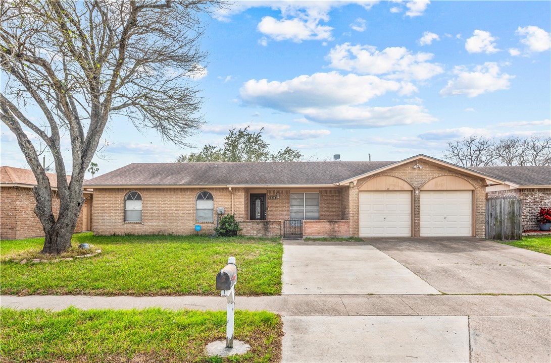 3937 Tripoli Dr Property Photo 4