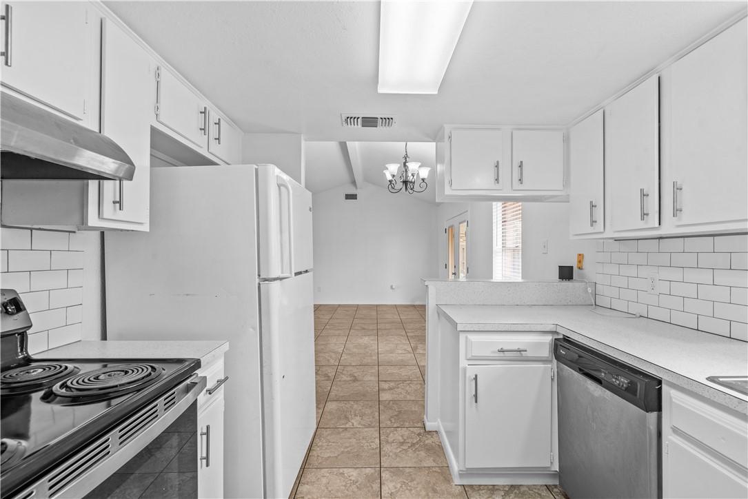 3937 Tripoli Dr Property Photo 10