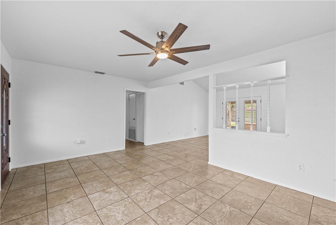3937 Tripoli Dr Property Photo 18