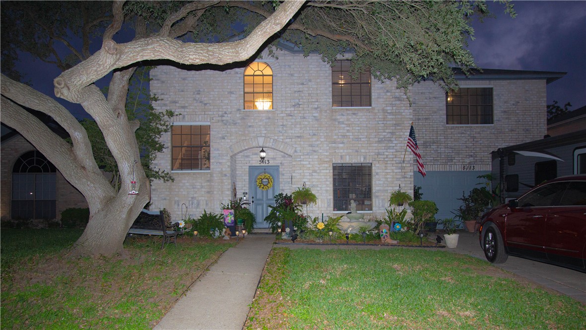 5113 Queens Ct Property Photo 3