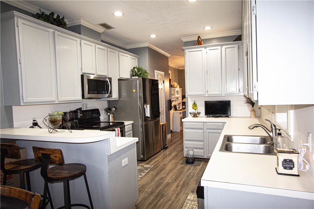 5113 Queens Ct Property Photo 11
