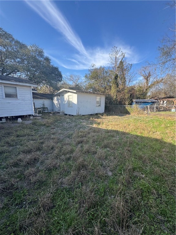 406 W Pundt Ave Property Photo 11