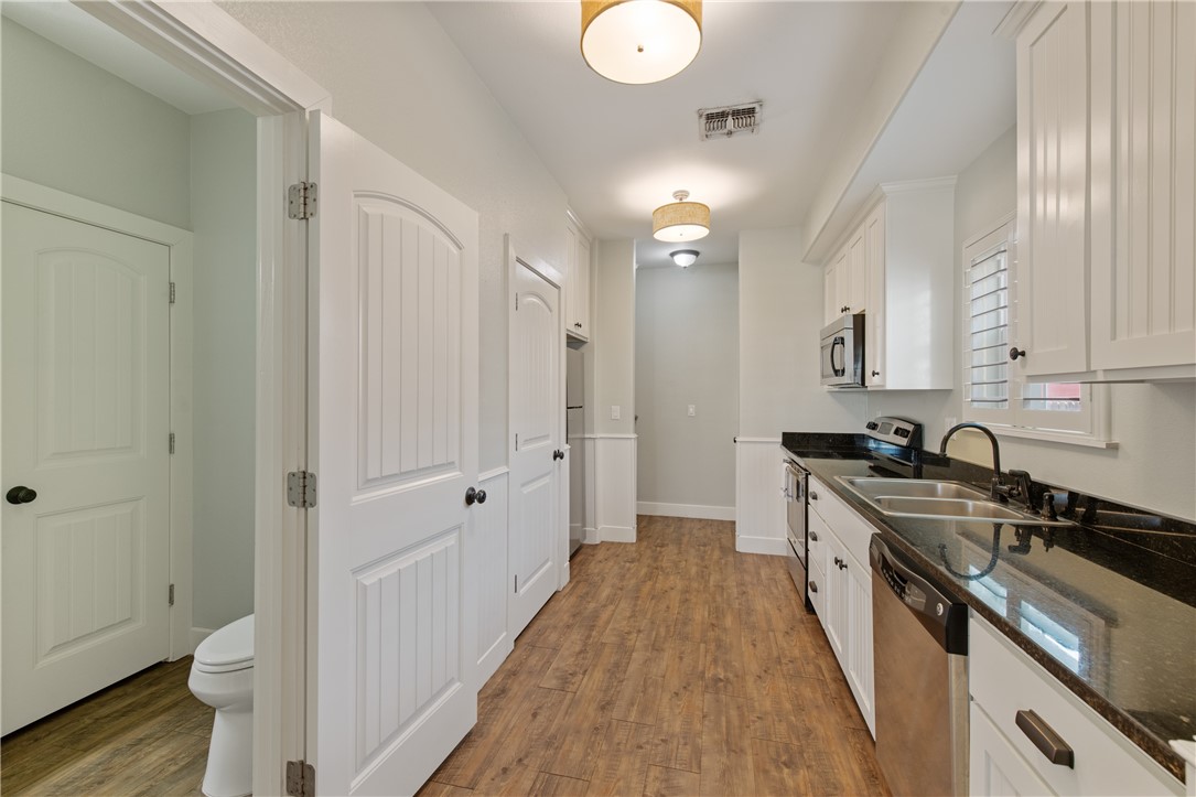 802 S Eleventh Property Photo 27