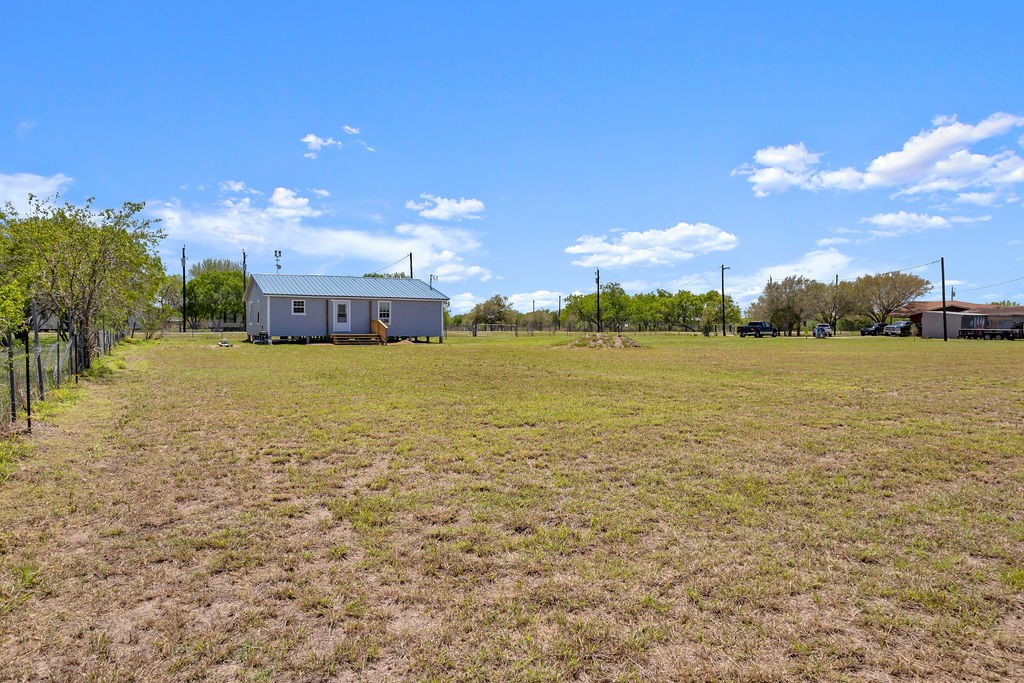 8966 County Road 618 Property Photo 5