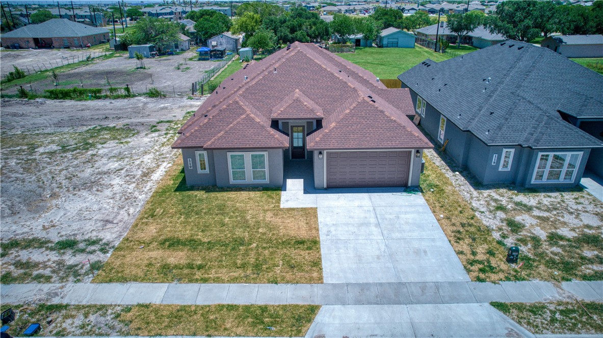 110 Amethyst St Property Photo