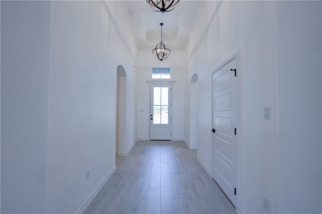 110 Amethyst St Property Photo 2