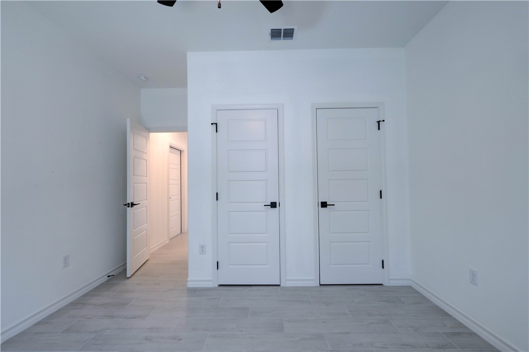 110 Amethyst St Property Photo 32