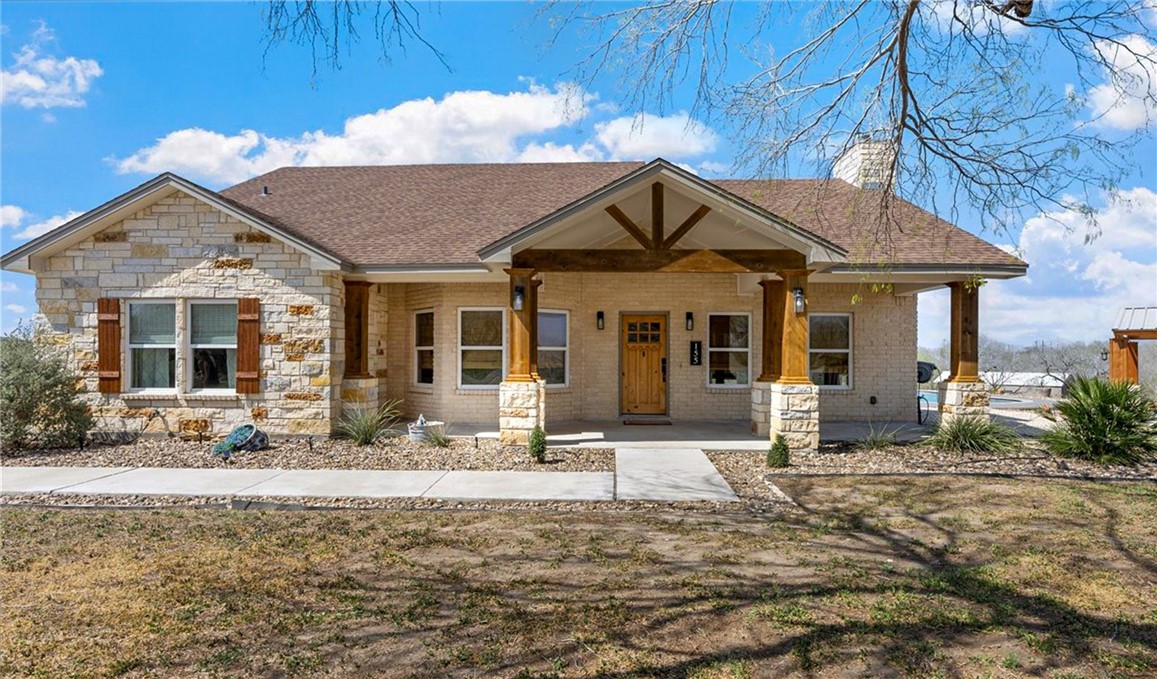 155 Hilltop Circ Property Photo