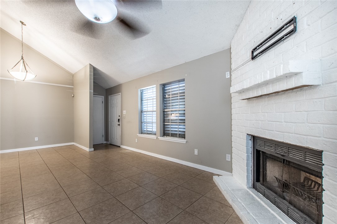 7252 Mansions Dr Property Photo 5
