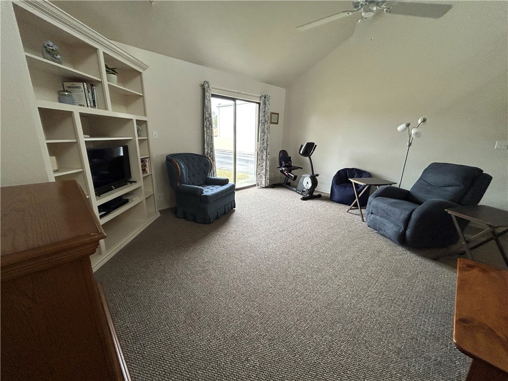 101 Oyster Property Photo 8