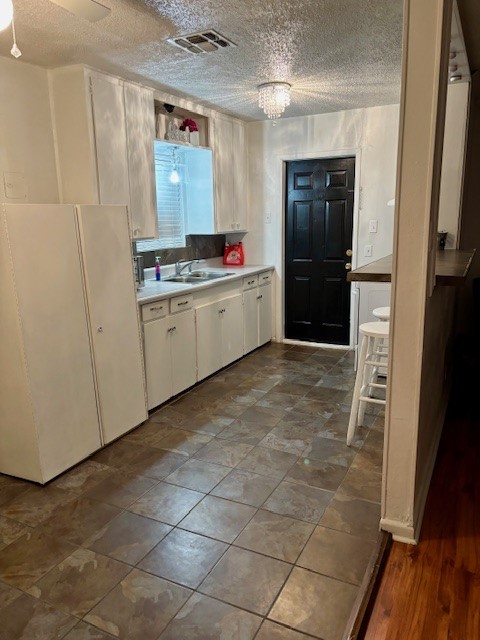 1125 Woodlawn Dr Property Photo 2