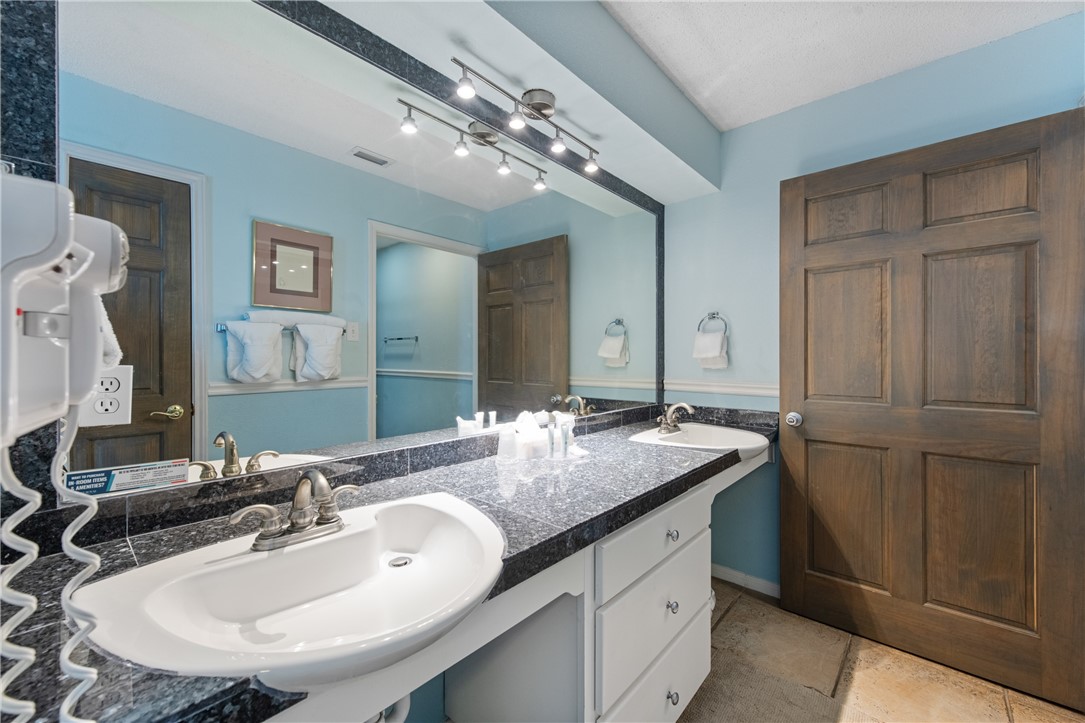 6317 State Highway 361 4204 Property Photo 27