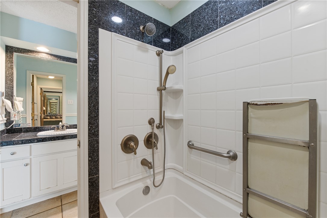 6317 State Highway 361 4204 Property Photo 28