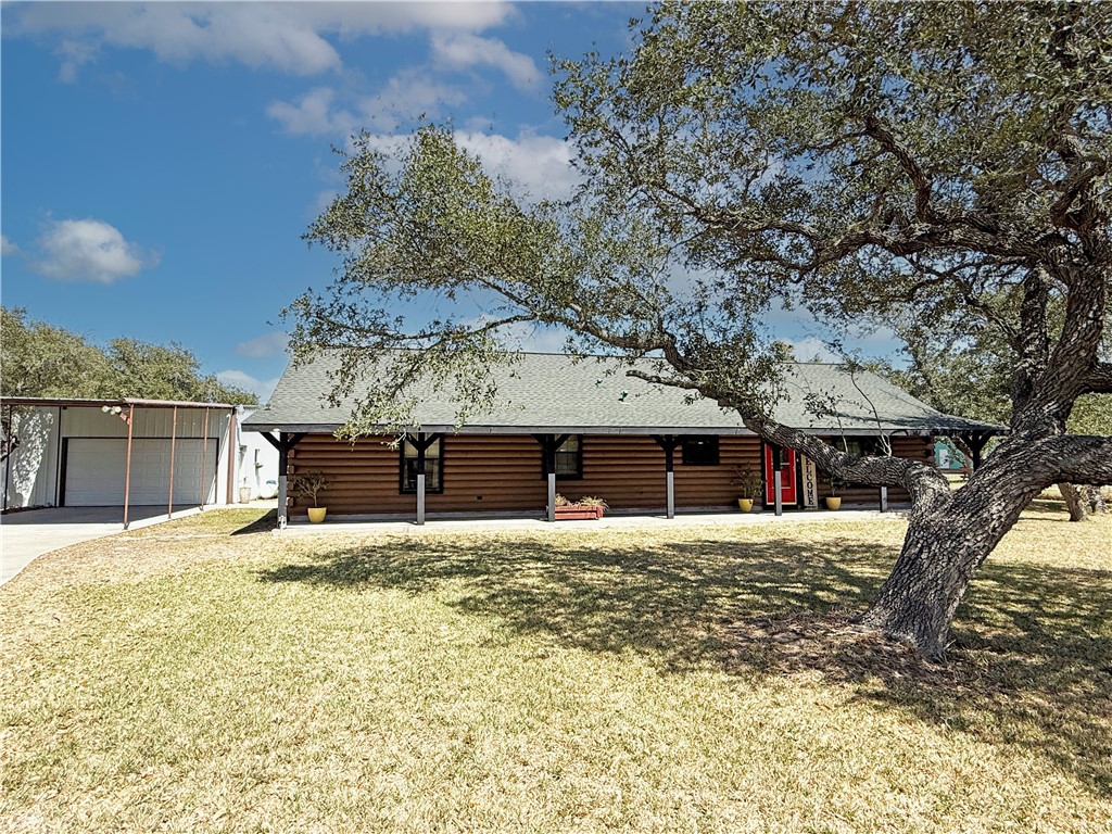 146 Spring Property Photo 2
