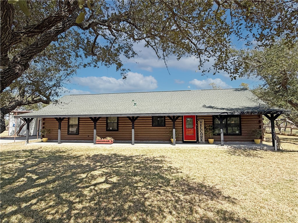 146 Spring Property Photo 4