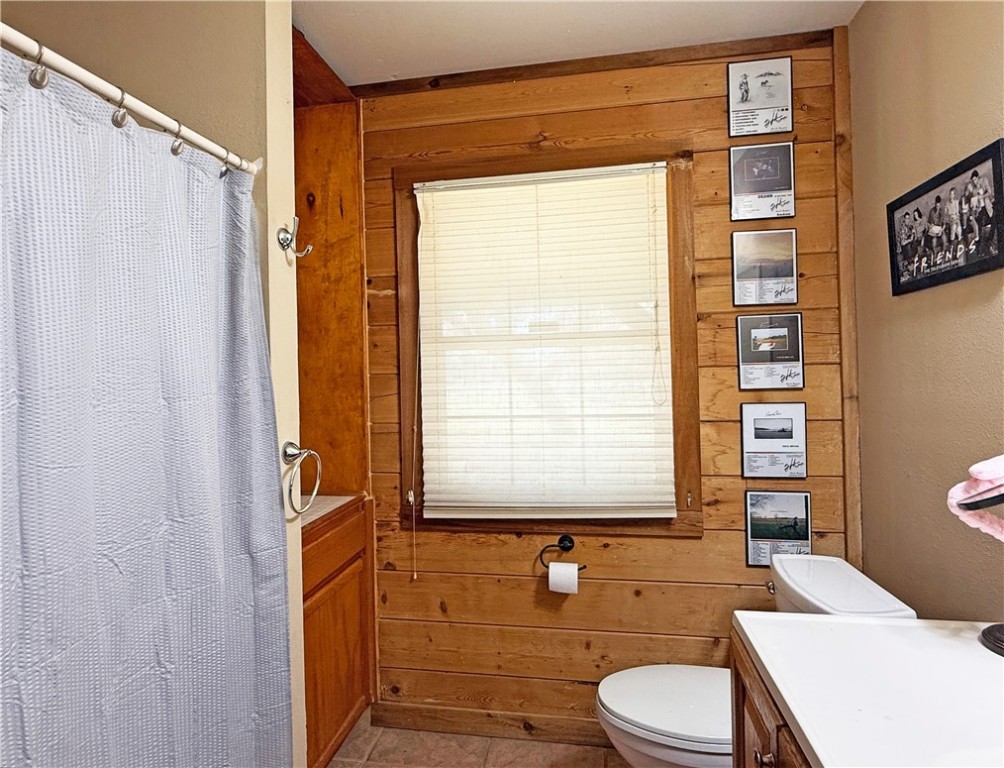 146 Spring Property Photo 22