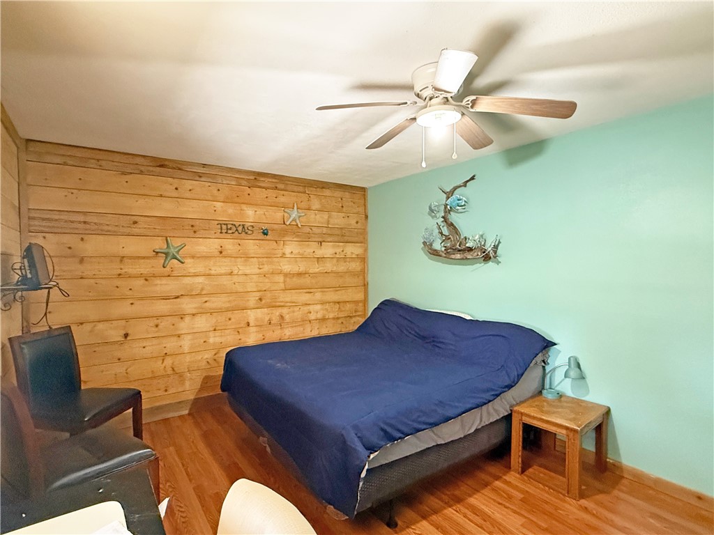 146 Spring Property Photo 24