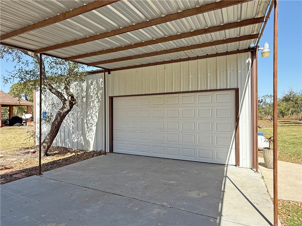 146 Spring Property Photo 25