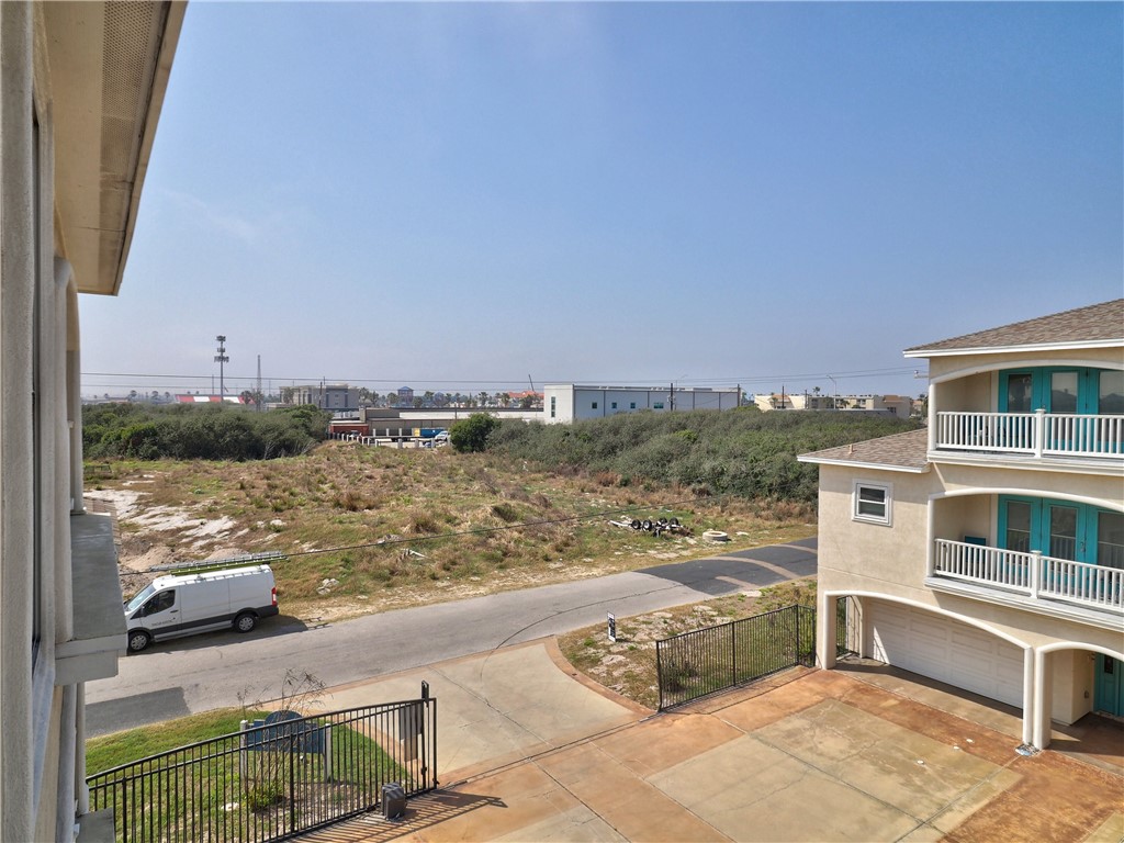 14422 Verdemar Dr Property Photo 37