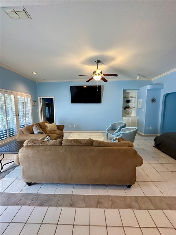 14114 La Blanquilla Dr Property Photo 10