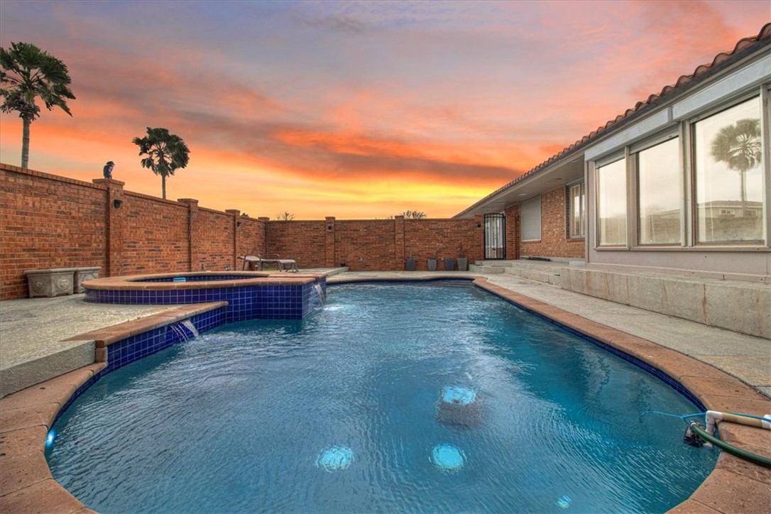 5249 Ocean Dr Property Photo 36