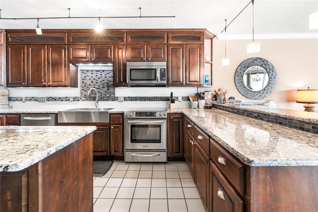 6649 Seacomber Dr 710 Property Photo 10