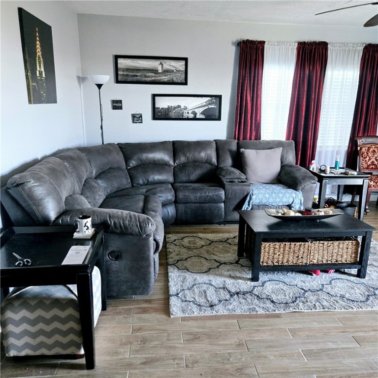 1296 Brownson Property Photo 2