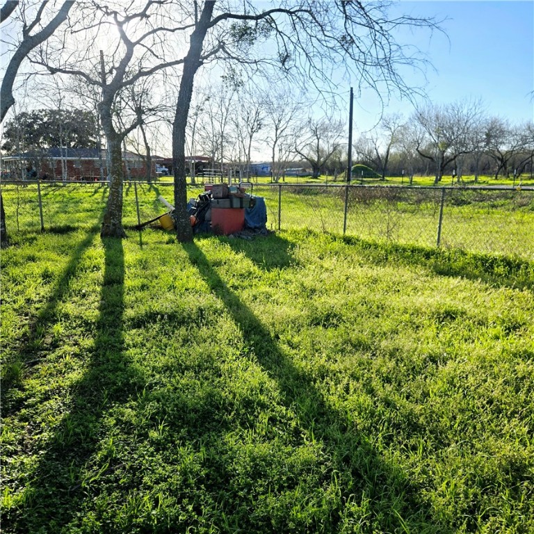 1296 Brownson Property Photo 7
